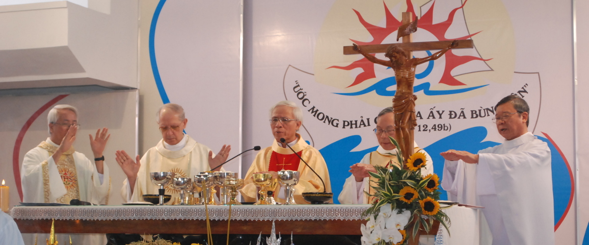 Jesuits celebrate 400 years in Vietnam
