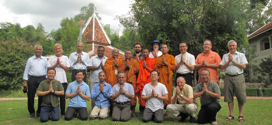 Promoting a holistic dialogue between Jesuits and Buddhists