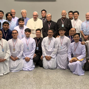 Moments of grace: Pope Francis in Thailand and Japan