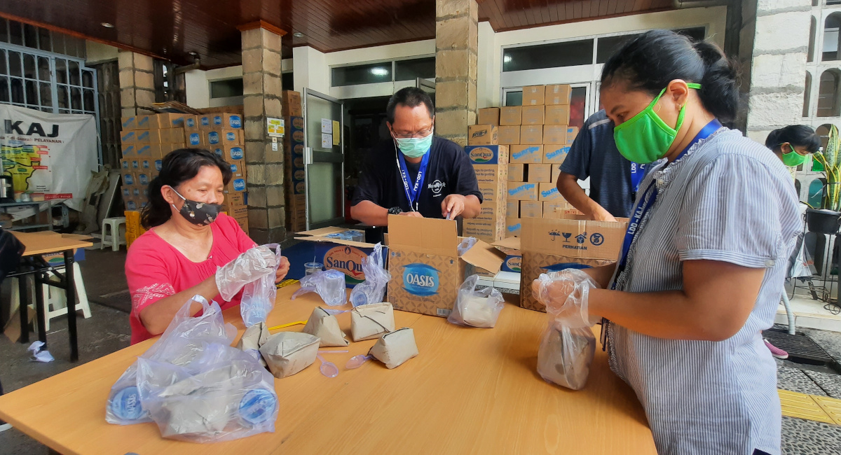 Indonesian Jesuits respond to the coronavirus