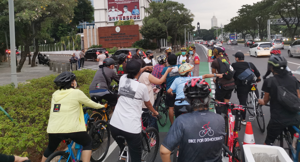 Indonesians express support for Myanmar