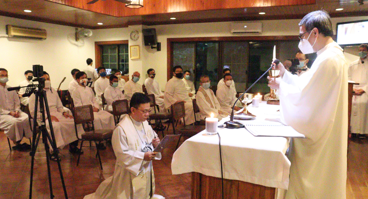 “‘Final’ isn’t formation’s end”: Final Vows of Fr Arnel Aquino SJ