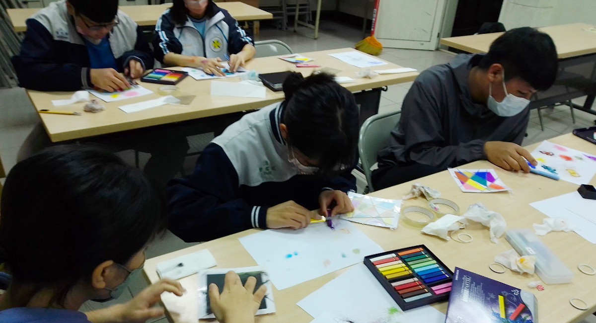 Companions of aboriginal youth towards a hope-filled future