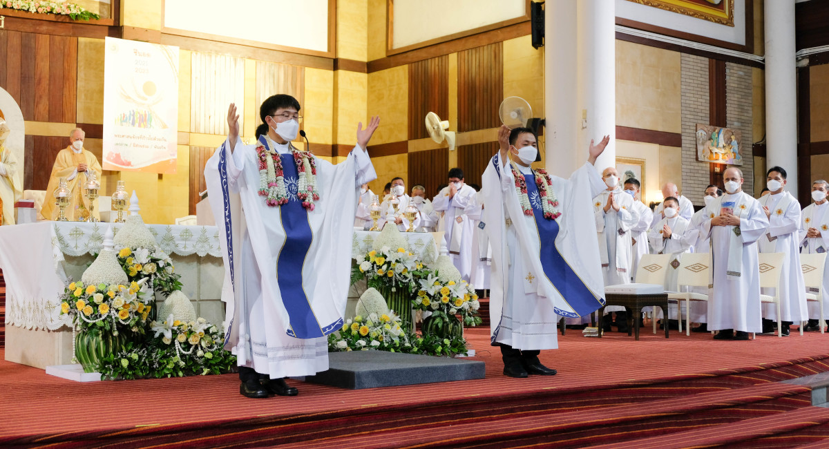 Two Jesuits ordained priests in Thailand