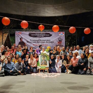 United in prayer against human trafficking