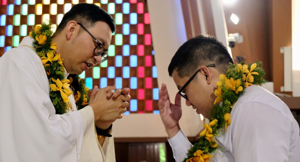 Following the footsteps of the Good Shepherd: Ordinations in the Chinese Province