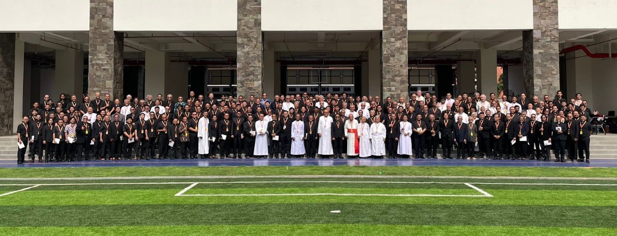 Pope Francis sparks new energy among Jesuits during historic first trip to Indonesia