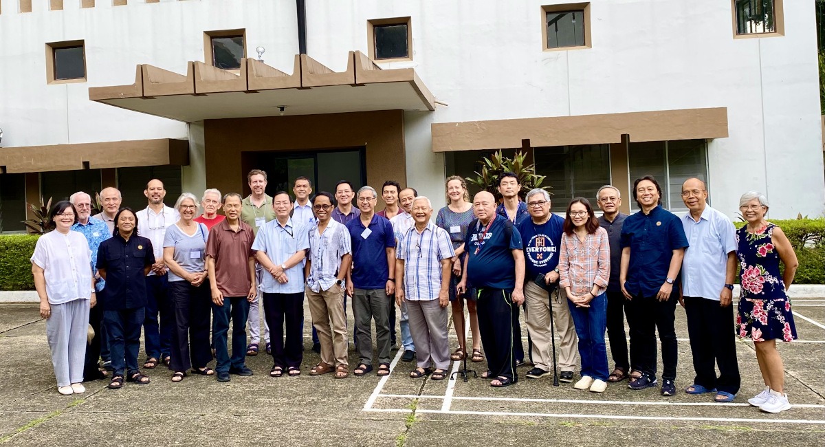 The Extended Consult’s apostolic dreams